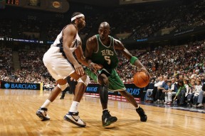 开云体育全站-C罗参与纪录片拍摄讲述奋斗过程，c罗的纪录片