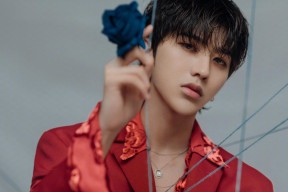 kaiyun 开云体育-【防守绝技】马克·塞尔比的“铁墙式”防守战术,马克塞尔比球风