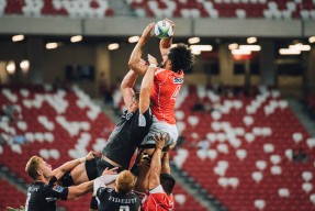 开云·Kaiyun网页版-唐纳德·高尔的精确传球和突破速度，让袋鼠队攻防如行云流水，唐纳德高德纳